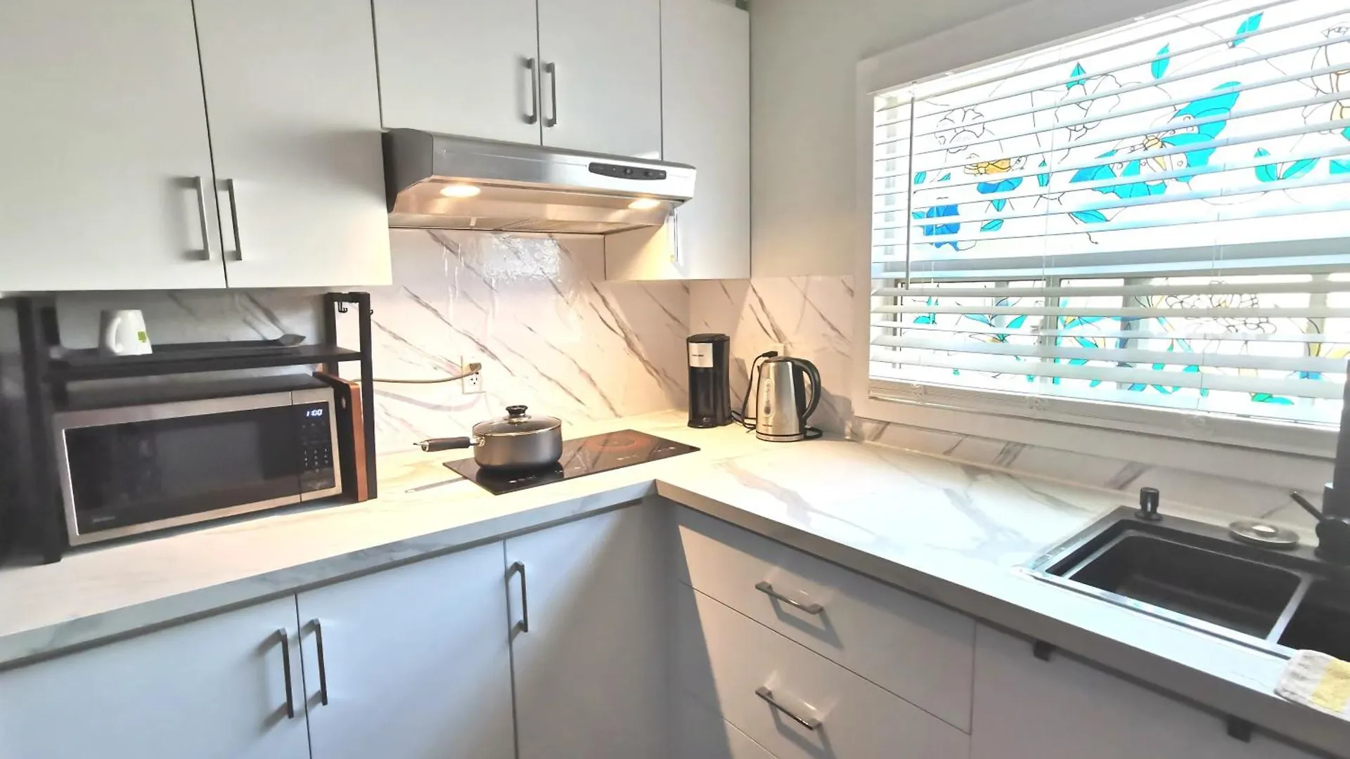 Cozy And Quiet Homestay With Private Bathroom Toronto