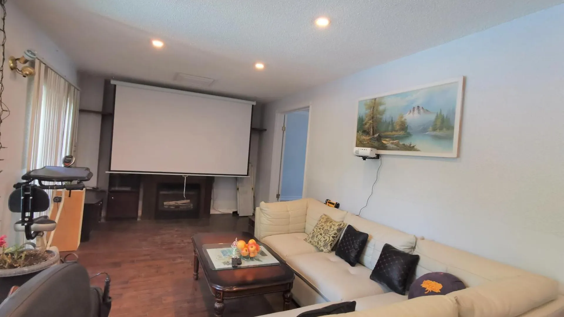 Cozy And Quiet Homestay With Private Bathroom Toronto